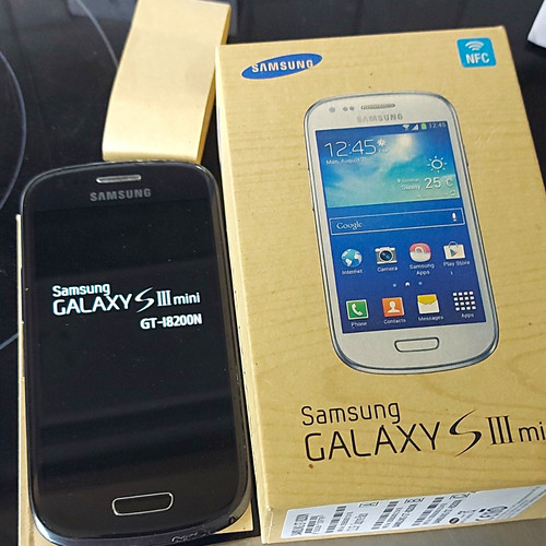 Samsung galaxy iii mini 8gb - s,