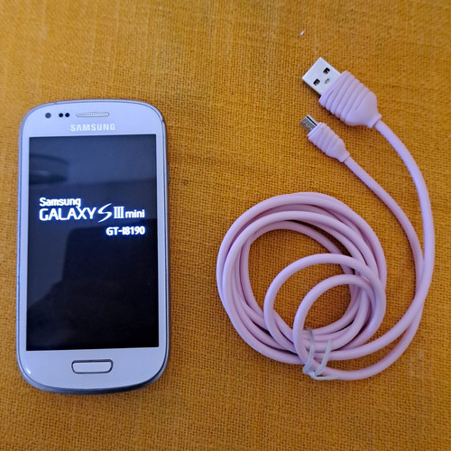 Samsung galaxy mini 16gb - samsung,